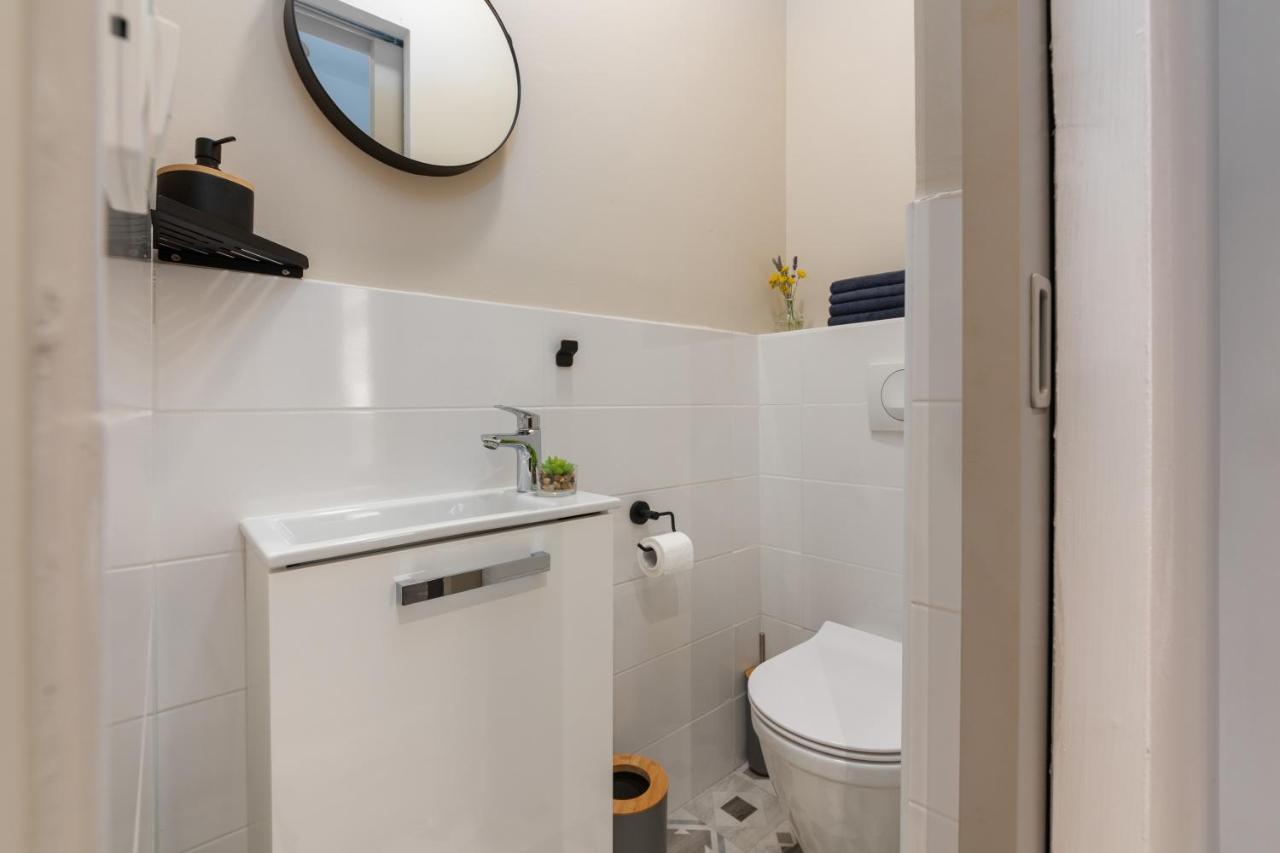 Holiday Home Maslina Пореч Екстериор снимка